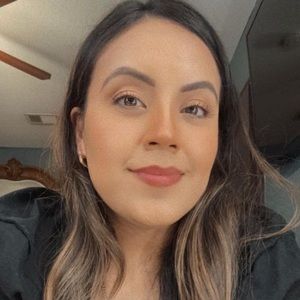 Meet your Posher, Rosales